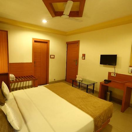 Hotel Paradise Indore Exterior foto